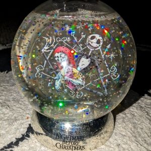 Nightmare before Christmas snow globe